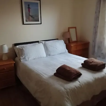 Nyaraló The House *